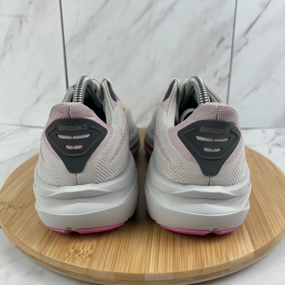 Brooks Ghost 17 Womens Size 9 2E X-WIDE Oyster Apricot Running Shoes 1204312E070 - Picture 2 of 12